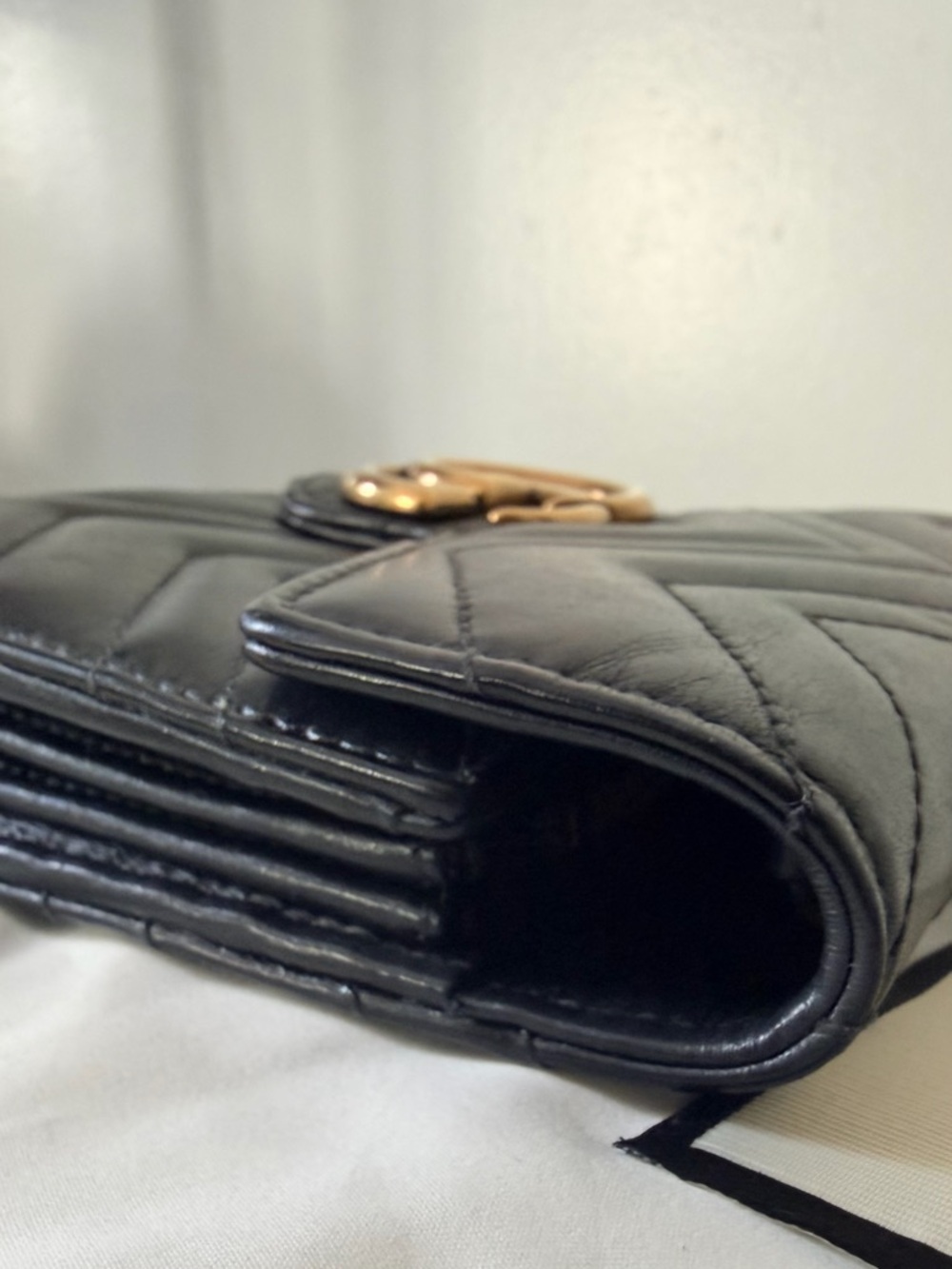 Authenticated Gucci GG Marmont Black Chevron Leather Wallet on Chain Gold - Picture 8 of 14